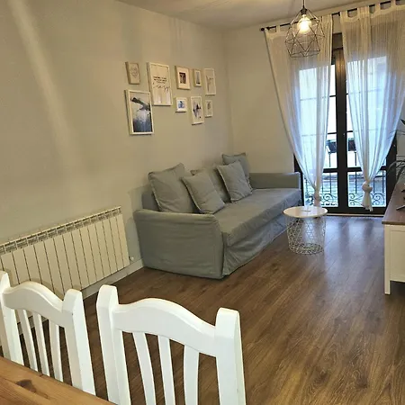 Vivienda Uso Turistico Zapateria 1 Licencia Vut 42120 شقة سوريا